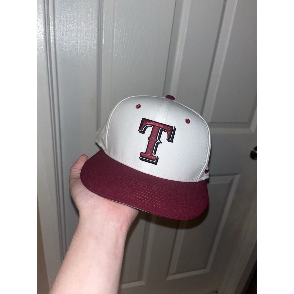Nike Texas A&M Aggies Dri-Fit Performance Hat Cap S/M White Maroon NCAA Mesh